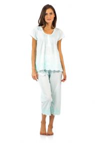 Casual Nights Women's Short Sleeve Floral Capri Pajama Set - Light Green