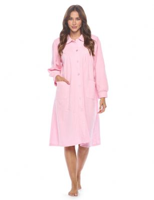 Casual Nights Women's Button Front Jacquard Terry Fleece Lounger Robe with Pockets - Pink - Introducing our Soft Fleece Lounger Robe: the ultimate solution for staying comfortably warm while embracing your preferred lighter nightwear. If you're someone who runs hot but loves the snugness of a warm layer, this lounger house dress is tailored just for you. Designed to complement thinner nightgowns, it's the perfect companion for bedtime reading or TV watching. Tired of grappling with lengthy robes? Embrace the ease of our innovative bed robe, effortlessly removable, draping gracefully as you embrace peaceful slumber.Experience the coziness firsthand. Imagine the soothing embrace of this house coat during post-surgery recovery. Similar to a beloved lounger, this fleece wonder boasts a flattering collar, button-up front, and deep side patch pockets  a handy touch for stowing tissues, candy, or your cell phone. No need to compromise style for comfort  this bed jacket effortlessly combines both.And that's not all. We believe in the power of heartfelt gifting. Our lounger robe found a special place in the heart of a 99-year-old friend who perpetually battled the cold. This thoughtful gesture not only brought warmth but also beamed with love. You'll cherish its impact, just as she did.Made from easy-care polyester, this imported knee length bed longer measures approximately 42L and is machine washable, making maintenance a breeze. Whether you're winding down after a long day or seeking solace during recovery, our Soft Fleece Bed Lounger robe is your ticket to warm, comfy, and cozy nights.