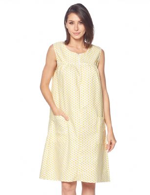 Casual Nights Women's Zipper Front House Dress Sleeveless Seersucker Housecoat Duster Lounger - Polka Dots Yellow - This lightweight Cute and comfortable House coat with Zipper front shift dress Duster for ladies from the Casual Night's Lounge and Sleepwear robes Collection, Thin and light spring/time - summer house robe in gingham checkered and polka dots pattern design, this easy to wear dress bathrobe is made of 55% Cotton, 45% Polyester Seersucker fabric. Housedress sleep dress Features: Pull over tank gown with Half zippper front zip up closure for easy wearing and easy put on/off, flattering round scoop neck, 2 roomy front pockets, hits above the knee approx. 40 length. This lounge wear muumuu dress has a relaxed comfortable fit and comes in regular and plus sizes S, M, L, XL, 2X, 3X, 4X. versatile multi uses, throw over your clothes as house robe while cleaning, washing and cooking, wear around the house as relaxed home day waltz dress, a nightgown to sleep in the spring and hot summer nights as a sleepshirt dress, This sleep robe gown is perfect to use for maternity, labor/delivery, hospital gown. Makes a perfect Mother's Day gift for your loved ones, mom, older women or elderly grandmother. Even beautiful enough for outside shopping and walking, comfortable enough for everyday use around the house.  Please use our size chart to determine which size will fit you best, if your measurements fall between two sizes, we recommend ordering a larger size as most people prefer their sleepwear a little looser. Small: Measures US Size 4-6, Chests/Bust 34"-35" Medium: Measures US Size 8-10, Chests/Bust 36"-37" Large: Measures US Size 1214, Chests/Bust 38"-40" X-Large: Measures US Size 16-18, Chests/Bust 41"-43" XX-Large: Measures US Size 18W-20W, Chests/Bust 46-48" 3X-Large: Measures US Size 22W-24W, Chests/Bust 50-52" 4X-Large: Measures US Size 26-28, Chests/Bust 54-56" 
