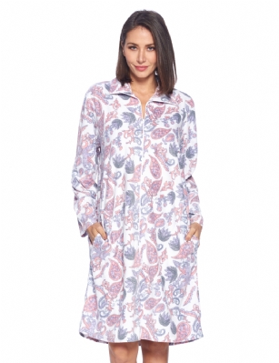 Casual Nights Women's Printed  Zipper Front Micro Fleece Robe Duster - Pink/White Paisley - This lightweight Cute and comfortable House coat with easy zipper front closure Duster for ladies from the Casual Nights Loungewear and Sleepwear robes Collection, Thin fleece and light house robe, in beautiful feminine floral and paisley print pattern designs. this easy to wear bathrobe is made of 100% Poly Micro Fleece fabric, perfect for change of season, and cold winter nights! The sleep dresscoat Features: Long sleeves with full zip front closure for easy wearing and easy slipping on/off, cozy zip up neck, 2 roomy side hand pockets, knee length approx. 40 Shoulder to hem. This lounge wear muumuu dress has a relaxed comfortable fit and comes in regular and plus sizes M, L, XL, 2X, 3X. All year winter and summer versatile multi uses, throw over your clothes as house robe while cleaning, washing and cooking, wear around the house as relaxed home day waltz dress, a nightgown to sleep in the winter and cold nights as a sleepshirt dress, Our sleep robe gowns is perfect to use for maternity, labor/delivery, hospital gown. Makes a perfect Mothers Day gift for your special loved ones, mom, older women or elderly grandmother. Even beautiful and comfortable enough for everyday use around the house. Please use our size chart to determine which size will fit you best, if your measurements fall between two sizes, we recommend ordering a larger size as most people prefer their sleepwear a little looser.